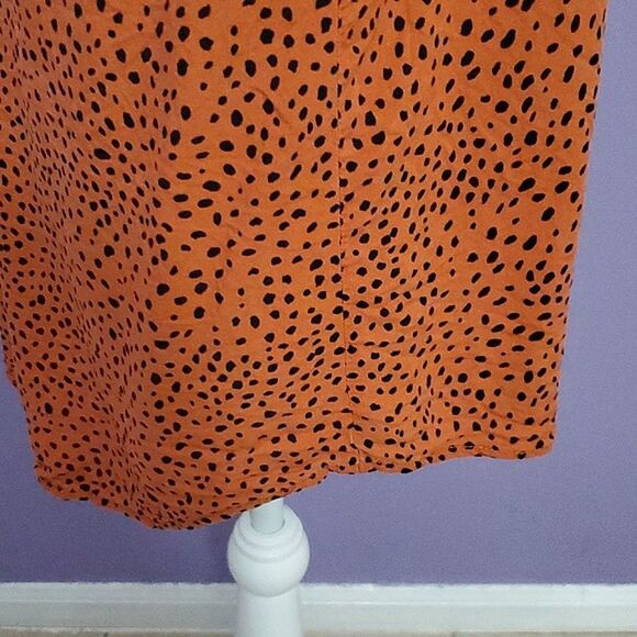 BeachLunchLounge Rust & Black Spotted Flowy Button Down Shirt Boho - Picture 6 of 13